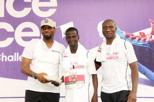 L – R (A) shows Dapo Martins, Head, Wealth Marketing, Stanbic IBTC Plc; Winner 2016, Mr. Paul Alabi from Aluko & Oyebode and Oscar N. Onyema, OON, Chief Executive Officer, The Nigerian Stock Exchange (NSE) at the 2016 NSE Corporate Challenge in Lagos