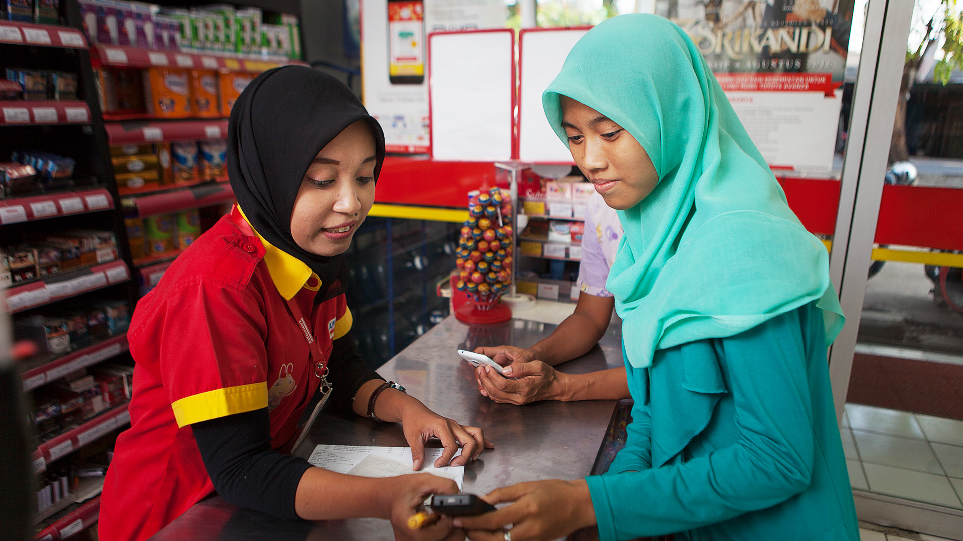 Mastercard & American Red Cross Launch Mobile Disbursements Program for Humanitarian Aid