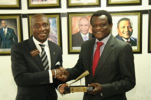 L – R: Oscar Onyema, CEO NSE and Dr. Odunlami Kola-Daisi, Managing Director, Secure Electronic Technology Plc at the Closing Gong Ceremony at the Exchange on Thursday