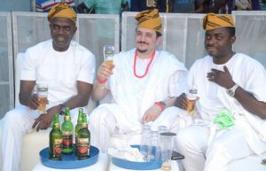 (L-R): Joseph Bodunrin, Regional Business Manager, Ibadan; Funso Ayeni, Senior Brand Manager, Regional Mainstream Brands, Nigerian Breweries Plc; Ope Oluwalusi, Zonal Business Manager, West, Nigerian Breweries Plc; Josiah Akinola, Assistant Brand Manager, Regional Mainstream Brands, Nigeria Breweries Plc at the unveiling of Goldberg Lager Beer as ‘Your Excellency’ in Ibadan on Sunday. 