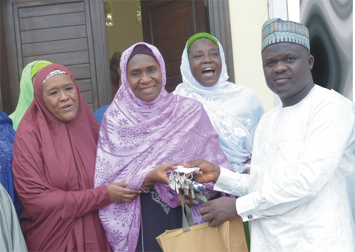 Dangote handover N100M mosque to Muslim Women in Abuja