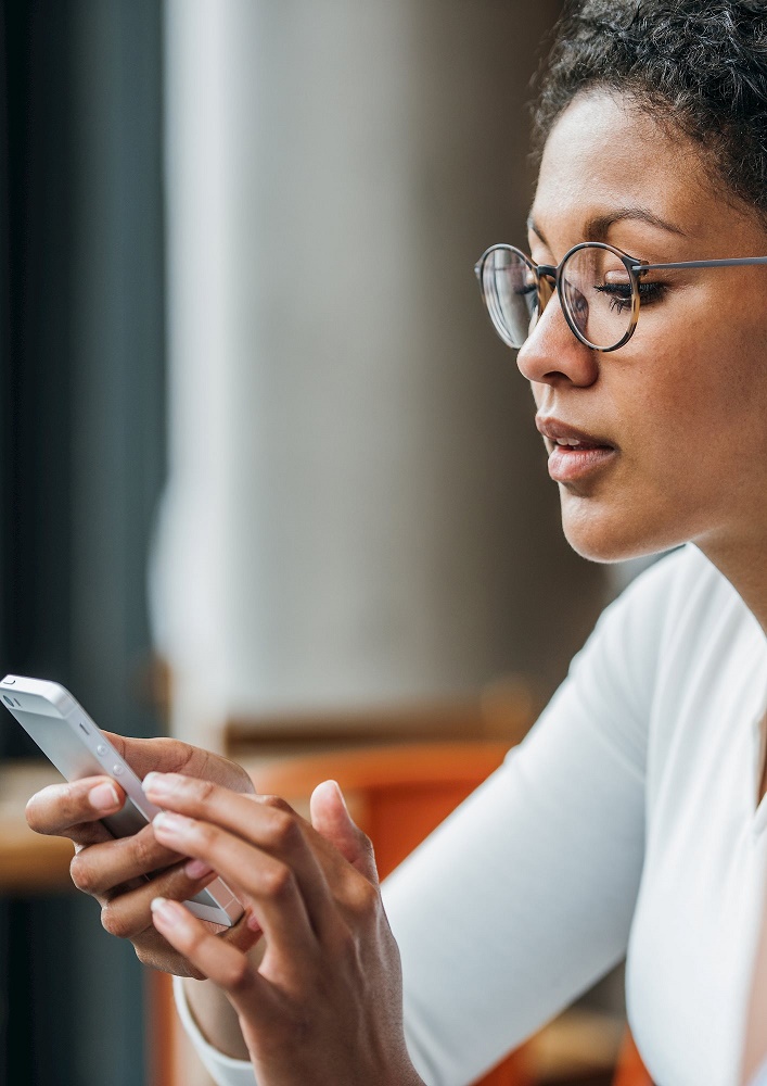 Orange, CNED team up to distribute educational content on smartphones in Africa