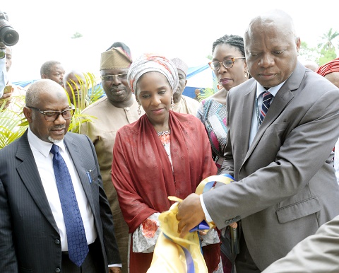 Dangote donates N.3Bn Business School to University of Ibadan
