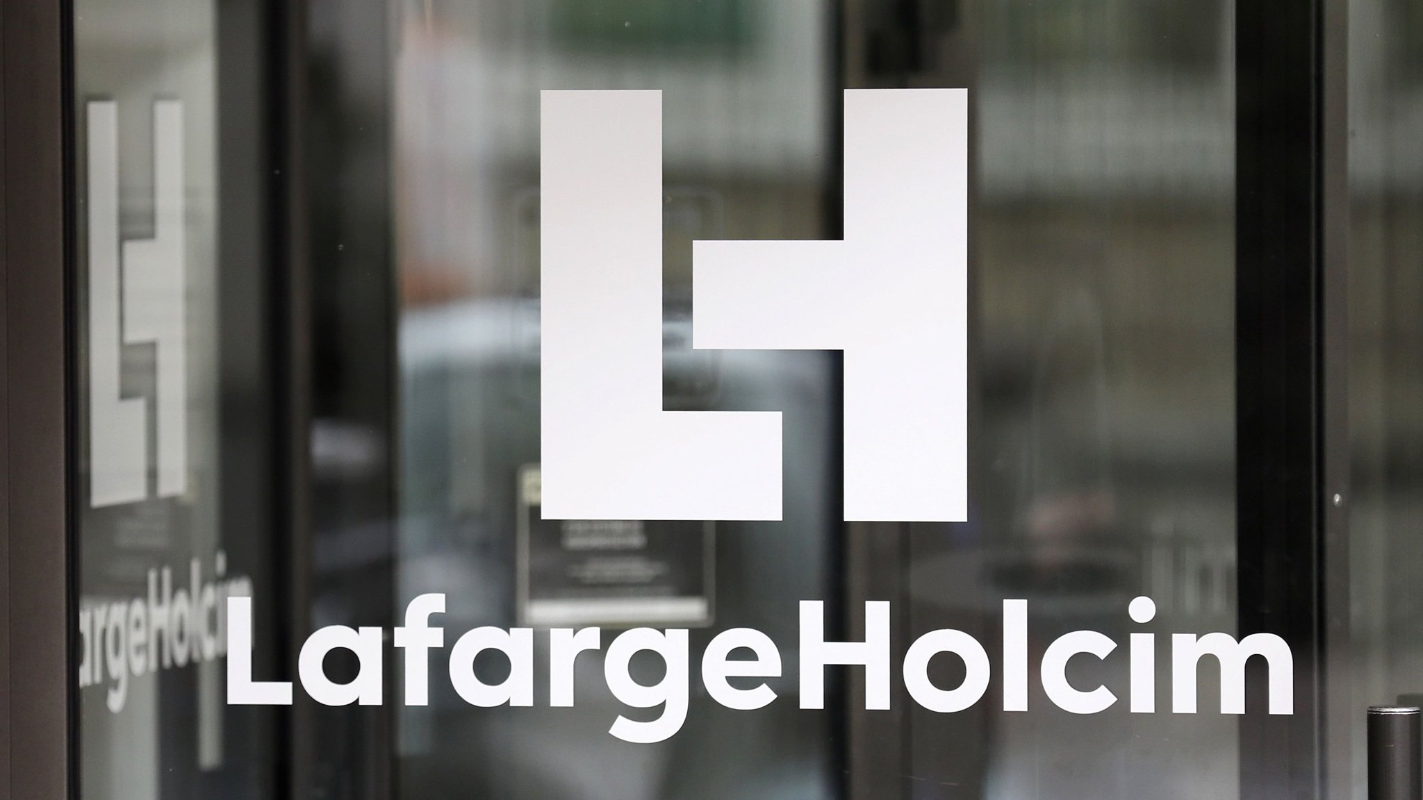 LafargeHolcim Reports Accelerated Growth Momentum with +5.8% in Net Sales